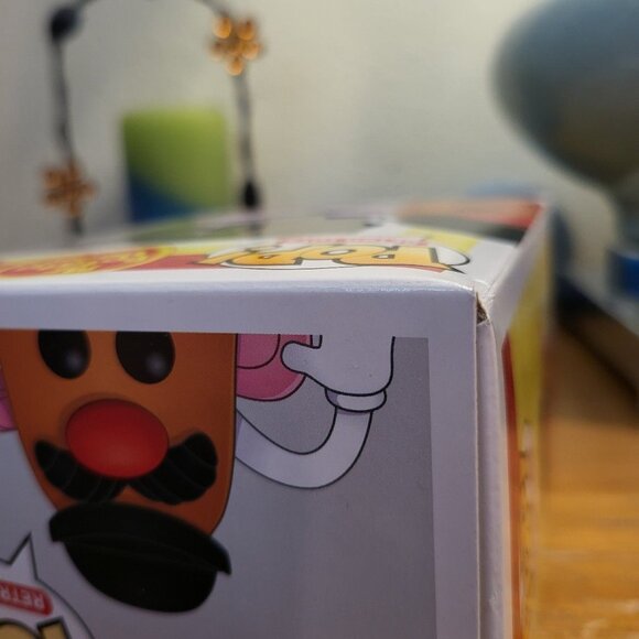 Mr. Potato Head (Mixed Up) Target Exclusive Funko Pop - Picture 8 of 10